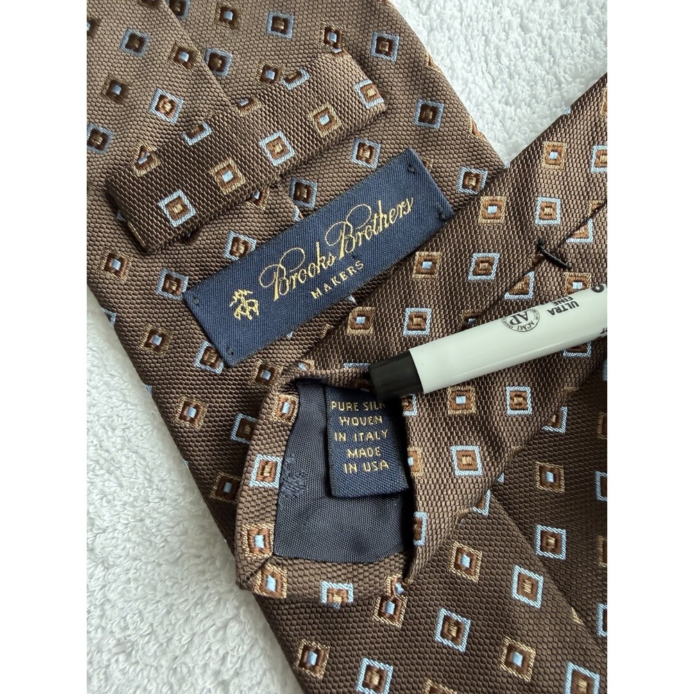 Brooks Brothers Makers	Brown Geometric Jacquard Italian	100% Silk Tie USA Wide